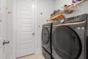 207 Ladner Ct, Willis, TX 77318 - Photo 26