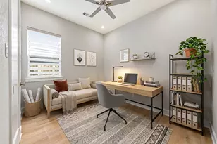 422 E 41st St, Houston, TX 77022 - Photo 20