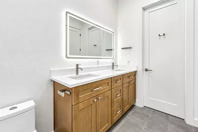 422 E 41st Street #A, Houston, TX 77022 - Photo 18