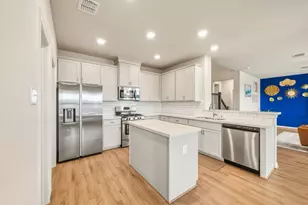 2817 Sellers Island Dr, League City, TX 77573 - Photo 4