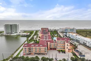 9520 Seawall Blvd, Galveston, TX 77554 - Photo 18