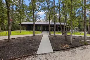 17131 Carrol Ln, Willis, TX 77378 - Photo 2