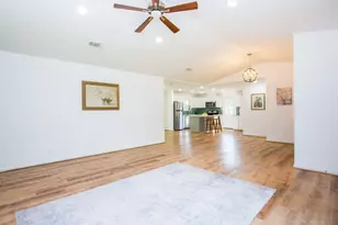 6229 Carew St, Houston, TX 77074 - Photo 4