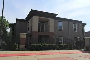 955 N Palmetto Ave, Ontario, CA 91762 - Photo 4