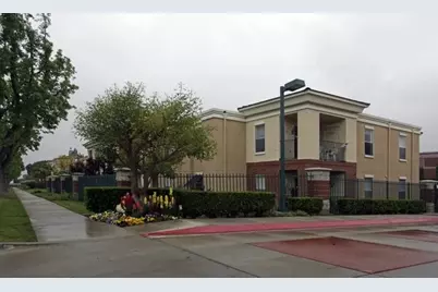 955 N Palmetto Avenue, Ontario, CA 91762 - Photo 1
