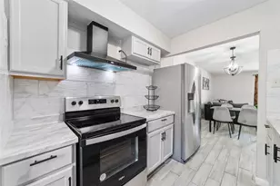 7821 Fuqua St, Houston, TX 77075 - Photo 8