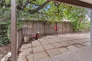 11302 Piping Rock Dr, Houston, TX 77077 - Photo 4