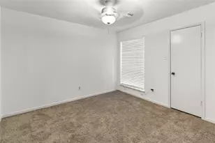 11302 Piping Rock Dr, Houston, TX 77077 - Photo 8