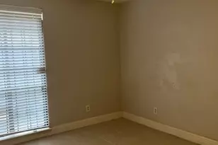 12500 Sandpiper Dr, Houston, TX 77035 - Photo 10