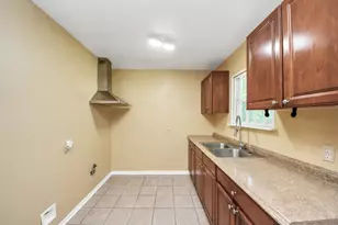5202 Pensdale St, Houston, TX 77033 - Photo 20