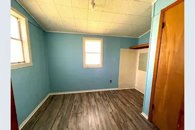 6211 Gresham Street, Wallis, TX 77485 - Photo 10