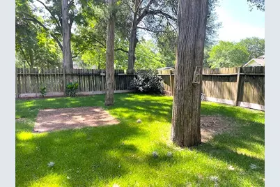 6211 Gresham Street, Wallis, TX 77485 - Photo 18