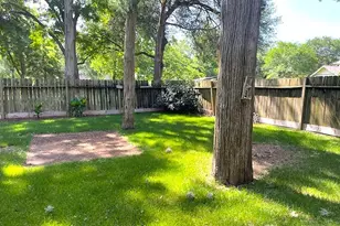 6211 Gresham St, Wallis, TX 77485 - Photo 18