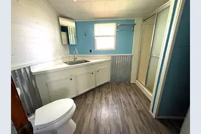 6211 Gresham Street, Wallis, TX 77485 - Photo 6