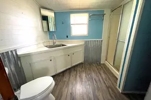 6211 Gresham St, Wallis, TX 77485 - Photo 6
