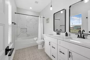 991 Seadrift Dr, Port Bolivar, TX 77650 - Photo 28