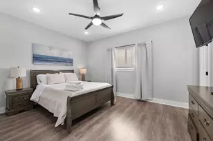 991 Seadrift Dr, Port Bolivar, TX 77650 - Photo 24