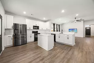 11323 Cora Ln, Willis, TX 77318 - Photo 14