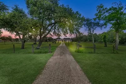 4656 Fm 2918 Road, Brazoria, TX 77422 - Photo 2