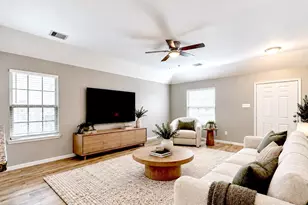 12943 Pecan Shores Dr, Houston, TX 77044 - Photo 4