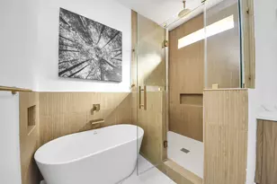 1216 E 34th St, Houston, TX 77022 - Photo 28