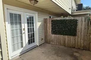 18101 Heritage Ln, Houston, TX 77058 - Photo 16