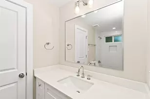 8316 Curry Rd, Houston, TX 77093 - Photo 12