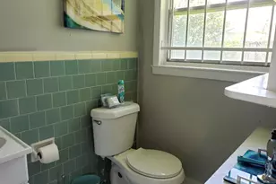 8723 Wiggins St, Houston, TX 77029 - Photo 6