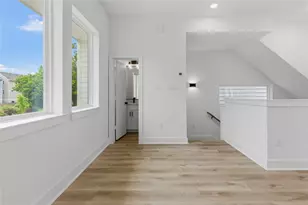 812 Elkhart St, Houston, TX 77091 - Photo 12