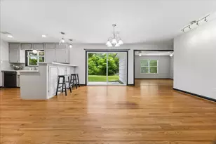 5242 Beechnut St, Houston, TX 77096 - Photo 12