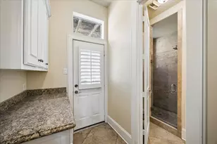 5701 Sugar Hill Dr, Houston, TX 77057 - Photo 28