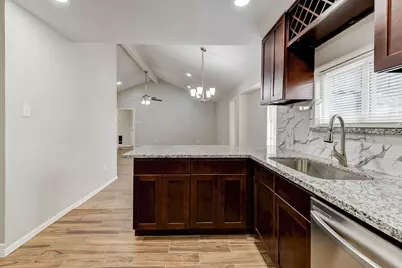 16506 Quiet Quail Drive, Houston, TX 77489 - Photo 10