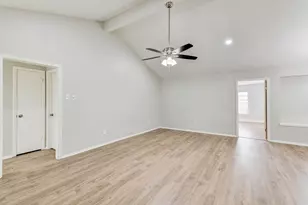 16506 Quiet Quail Dr, Houston, TX 77489 - Photo 4