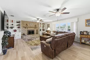 118 Timber Ln Ln, Kerrville, TX 78028 - Photo 8