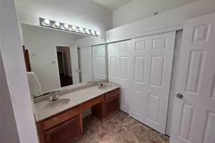 11726 Plumbrook Dr, Houston, TX 77099 - Photo 12