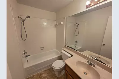 11726 Plumbrook Drive, Houston, TX 77099 - Photo 10