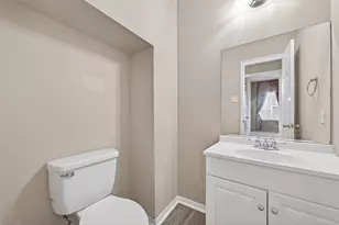 4623 Russett Ln, Sugar Land, TX 77479 - Photo 18