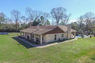 1705 Yarborough Loop, Livingston, TX 77351 - Photo 2