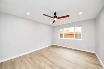3234 Pebble Lake Drive, Sugar Land, TX 77479 - Photo 16