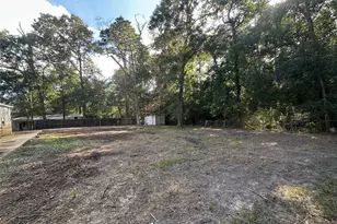 272 Co Rd 4264, Dayton, TX 77535 - Photo 12