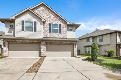1815 Ryon Falls Drive, Richmond, TX 77469 - Photo 2