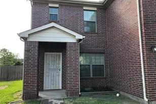 8531 Ashford Green Ln, Houston, TX 77072 - Photo 2