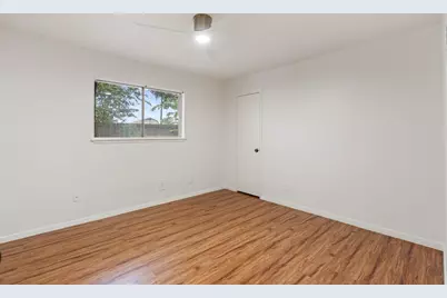 822 N Kaufman Drive, Deer Park, TX 77536 - Photo 18