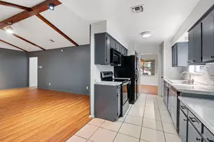 822 N Kaufman Dr, Deer Park, TX 77536 - Photo 4