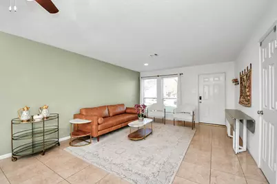 5007 Lamppost Hill Court, Katy, TX 77449 - Photo 4