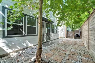 9551 Neuens Road #B, Houston, TX 77080 - Photo 4