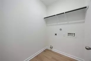 11749 Whirlaway Dr, Willis, TX 77318 - Photo 10