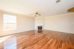 4815 Knights Branch Dr, Sugar Land, TX 77479 - Photo 6