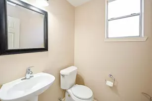 4815 Knights Branch Dr, Sugar Land, TX 77479 - Photo 12