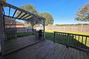 4815 Knights Branch Dr, Sugar Land, TX 77479 - Photo 6